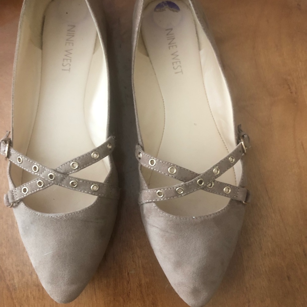 Nine West suede flats size 8.5